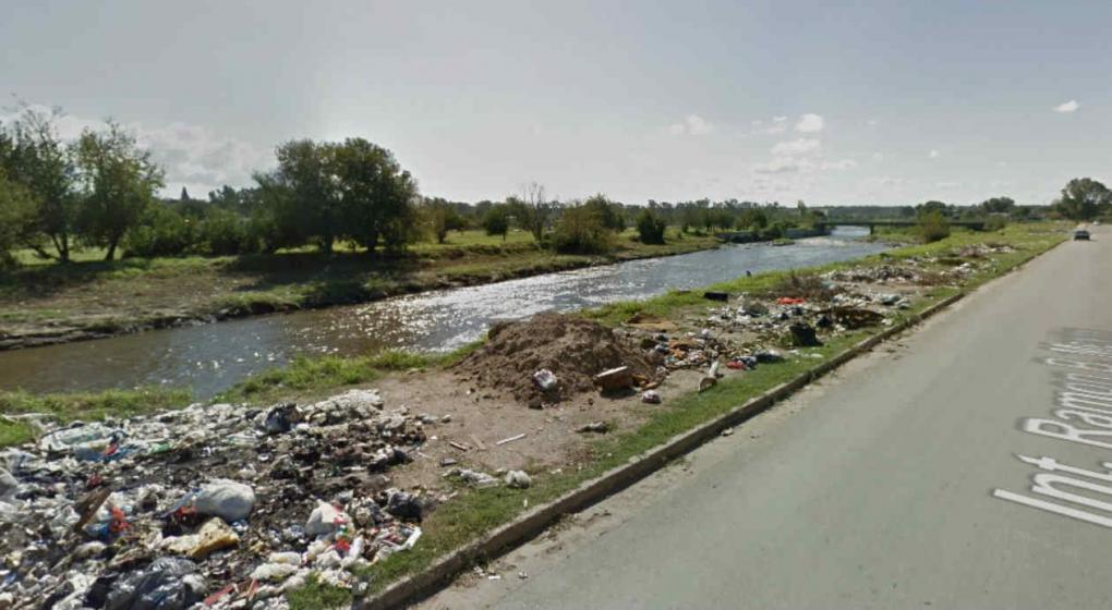 Hallan un cadáver flotando en el Suquía cerca del puente Monteagudo 24 de septiembre de 2017 13:52 • Sucesos > Investigación