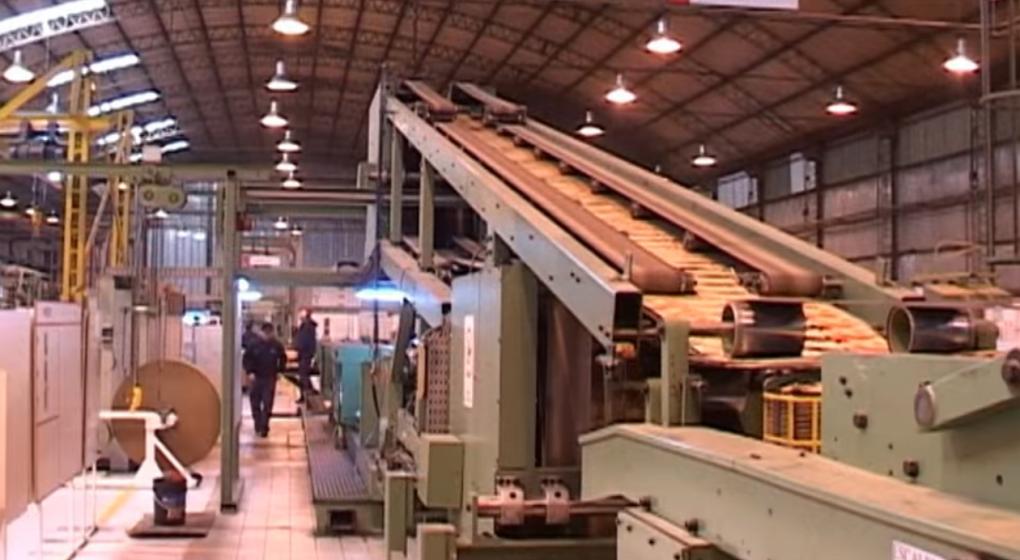 Arcor compra a su principal competidor en el negocio de los envases