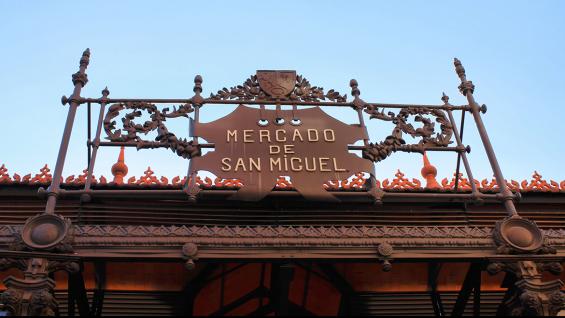 El Mercado San Miguel, ubicado en una de las salidas de la Plaza Mayor. (Foto: Malgorzata Slusarczyk/ 123RF).