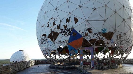 La montaña del diablo. Es el significado de Teufelsberg, un espacio surrealista en el bosque de Grunewald. (Foto: Florencia Vigilante).
