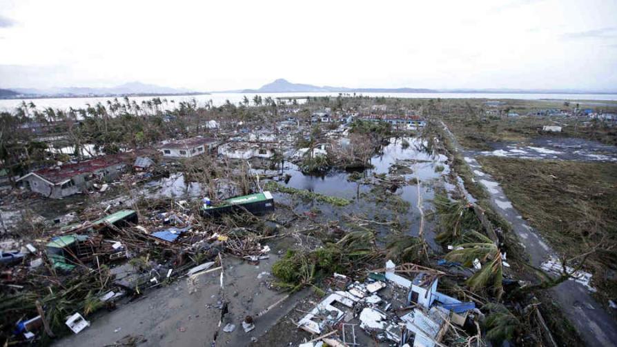 FILIPINAS. La ciudad de Tacloban fue una de las más afectadas por el tifón (AP)